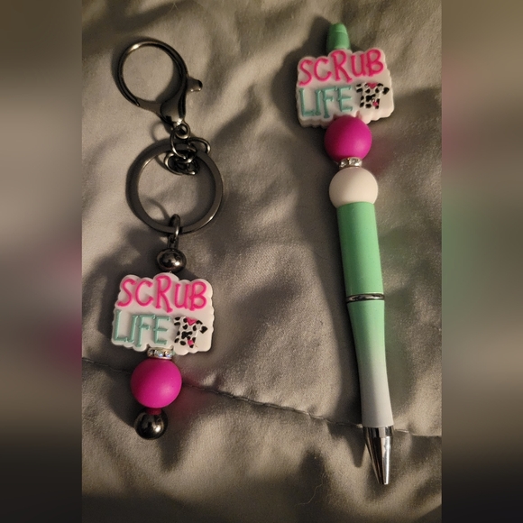 Scrub life Pen/Keychain set - Picture 1 of 3